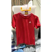 在飛比找蝦皮購物優惠-(8成新) le coq sportif 公雞 紅色女短袖T