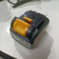 在飛比找蝦皮購物優惠-全新通用得偉 Dewalt 12v 4000mAh DCB1