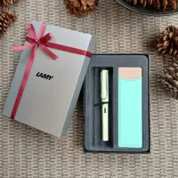 在飛比找momo購物網優惠-【LAMY】馬卡龍系列 筆套鋼筆禮盒 薄荷綠鋼筆+藍筆套(3