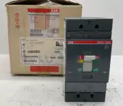 NEW ABB TMAX T4L250DPA2S7 SWITCH 250 A 3P W/ AUX KT5S7 SHUNT TRIP PLUG IN