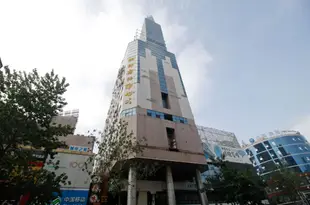 雲之舍快捷賓館(合肥步行街店)Yunzhishe Express Hostel (Hefei Pedestrian Street)