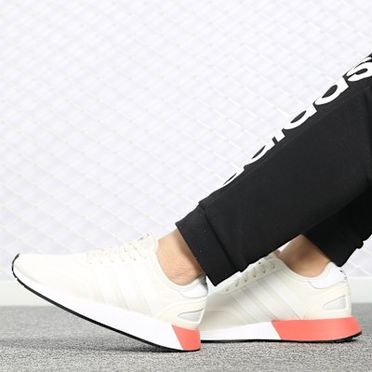 Adidas Aq1132的價格推薦- 飛比2024年01月即時比價