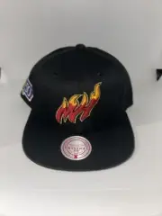 MIAMI HEAT NBA MITCHELL & NESS 50th ANNIVERSARY BLACK OSFM SNAPBACK Hat NWT
