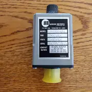 Syracuse Electronics Corp. DTR00208 Time delay relay 30 second-new out o` box