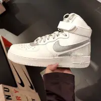 在飛比找蝦皮購物優惠-NIKE AIR FORCE 1 HI RETRO QS A