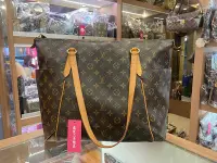 在飛比找Yahoo!奇摩拍賣優惠-☆最愛二手精品☆ LV LOUIS VUITTON 字紋老花