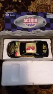 JEFF GORDON #24 DUPONT/CHROMA PREMIER 1/24 BLACK WINDOW BANK 1997 NASCAR DIECAST