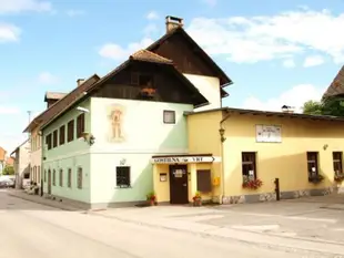 Kunstelj Pension and Restaurant