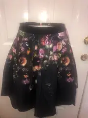 NWT TED BAKER DENIVA SHADOW FLORALFULL SKIRT MID - GREY SIZE TED'S 2 US SIZE 6