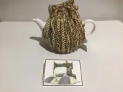3 Cup Tea Pot Cosy Hand Crochet The top opens To Refill Brown/Bone New