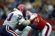 Offensive lineman Joe Devlin Buffalo Bills blocks against defensiv- Old Photo 2