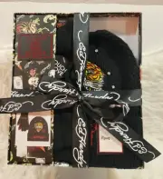 Ed Hardy Beanie Hat & Gloves Holiday Gift Set Tiger & Rhinestones Design New