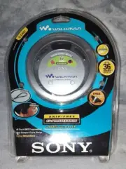 Collectors Vintage Sony CD Walkman Personal Portable CD Player Blue (D-EJ621/LM)