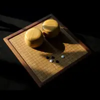 在飛比找ETMall東森購物網優惠-綺路圍棋中國象棋雙面棋盤全實木19路圍棋5厘米黃金檀象棋套裝