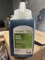 Monogram Clean Force 648667 D27 EZ Enzyme Presoak 5 Liter 1.32 Gallon