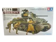 TAMIYA 35250 M4A3 SHERMAN US MEDIUM TANK-75mm HOWITZER MODEL KIT-NIB-1/35 SCALE