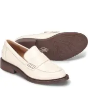 NIB Sofft Women's Meryl Slip On Leather Loafer in Almond