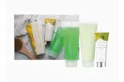 Linden Leaves Pick Me Up Shower Gel, Lotion & Hand Cream Gift Set