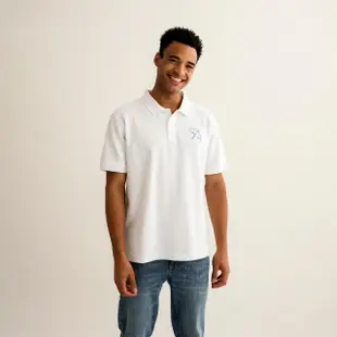 【Arnold Palmer 雨傘】男裝-左胸線條品牌LOGO刺繡POLO衫(白色)