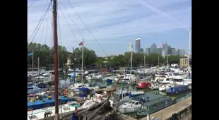 Fresh clean apartment overlooking marina