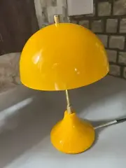 Mushroom Table Lamp - Modern & Retro Design