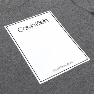 【CALVIN KLEIN 卡爾文克雷恩】 經典CK印刷男短T