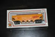 Bachmann HO Scale Union Pacific 42' Open Quad Hopper #518125 with Box