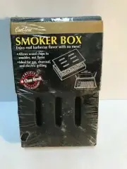 WC Bradley Cast Iron BBQ Smoker Box #4160489 (FC15-5 T0247)