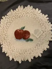 Heritage Lace Apple Basket Doily 14 X 20 Set Of 3