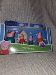 Peppa Pig Adventures Peppa's Family Figure 4-Pack Toy Brand New