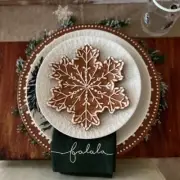 NEW Pottery Barn Gingerbread Snowflake Stoneware Appetizer Plates Set of 4 NIB