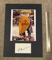 PETER DINKLAGE AUTOGRAPH & "GAME OF THRONES" PHOTO DISPLAY PSA