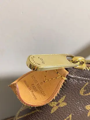 正品 LOUIS VUITTON  LV M56689 老花 天心包 肩背包 9成新 中 附購買證明&包包底座&清潔保養券