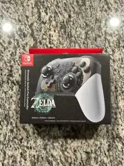 Nintendo Switch Pro Controller Legend of Zelda: Tears of the Kingdom Edition NIB