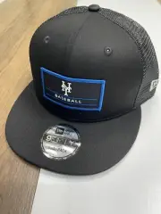 Mens New York Mets New Era Black Deck Trucker 9FIFTY Snapback Hat OSFA NY Cap
