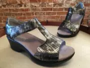 Alegria Asher Silver Leather Riki Adjustable Strap Wedge Sandals 38 8-8.5 New
