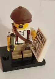 Lego Minifigures Series 24 -71037 - Newsboy