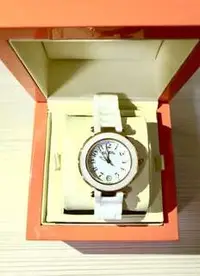 在飛比找旋轉拍賣優惠-folli follie 白色陶瓷手錶