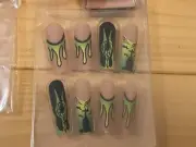 Halloween 24 Press On Long Nails Yellow Green Spider Webs