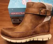 NIB Skechers Synergy Diva Lane boot womens 7.5 Brown Memory Foam Zip Buckle
