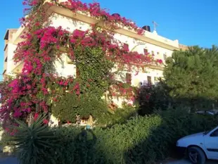 Knossos Hotel