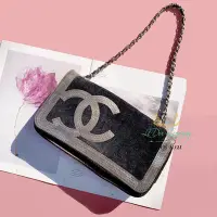 在飛比找Yahoo!奇摩拍賣優惠-【黎都精品】CHANEL 香奈兒 黑色 絨布 拼 PVC 銀