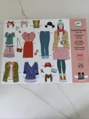DJECO Paper Doll Le Grand Dressing "A Well Stocked Wardrobe" Petits Pois Game