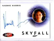 James Bond 2013 Autographs & Relic Naomie Harris auto card