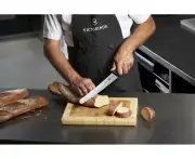 Victorinox Fibrox Pastry Knife, 26cm-5.2933.26