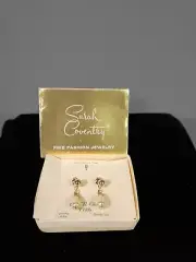 NOS New Sarah Coventry One N Only Pearl Gold Tone Earrings SarahGlo Fine Fashion