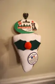 ETHICAL SPOT DOG TOY HOLIDAY YUMMIES MISTLETOE PIE 6" WITH SQUEAKER