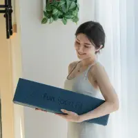 在飛比找momo購物網優惠-【Fun Sport】艾曼達-折疊瑜珈墊-普魯士藍-送安琪拉