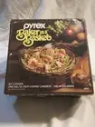VINTAGE PYREX BAKER IN A BASKET 2 QT CASSEROLE DISH & BASKET #6840