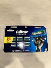Gillette ProGlide 5 Anti Friction Razor Blades for Men - 12 Refills